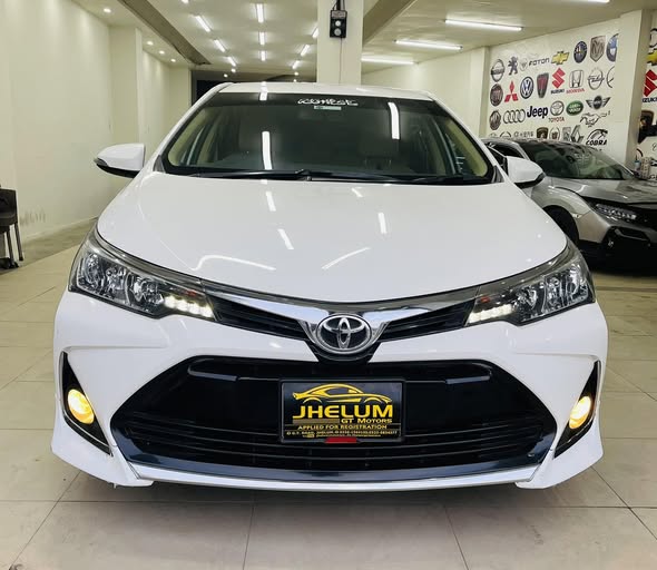 Used 2022 Toyota altis