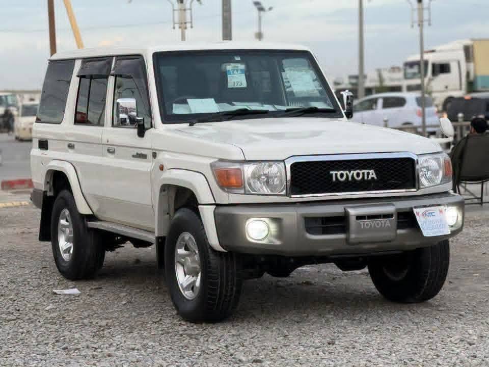 Used 2017 Toyota Land Cruiser