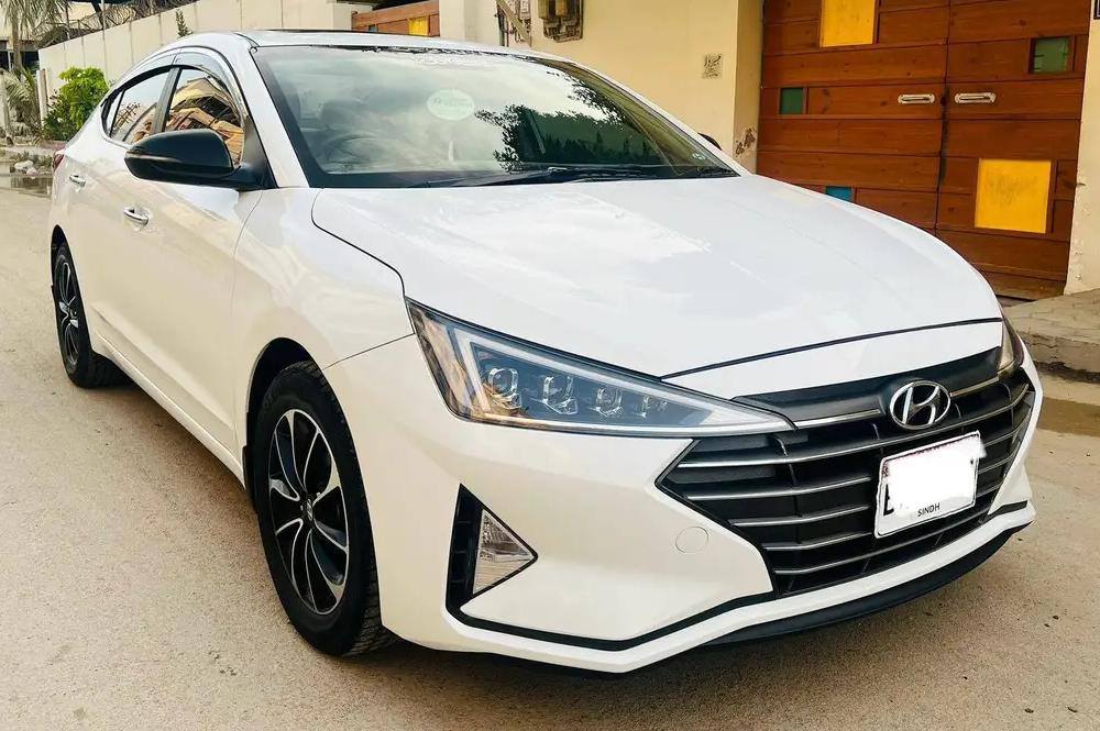 Used 2023 Hyundai Elantra
