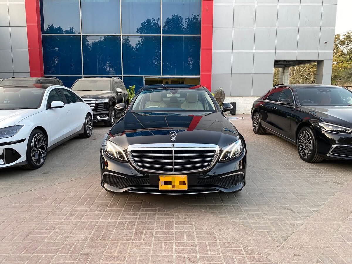 Used 2018 Mercedes E200