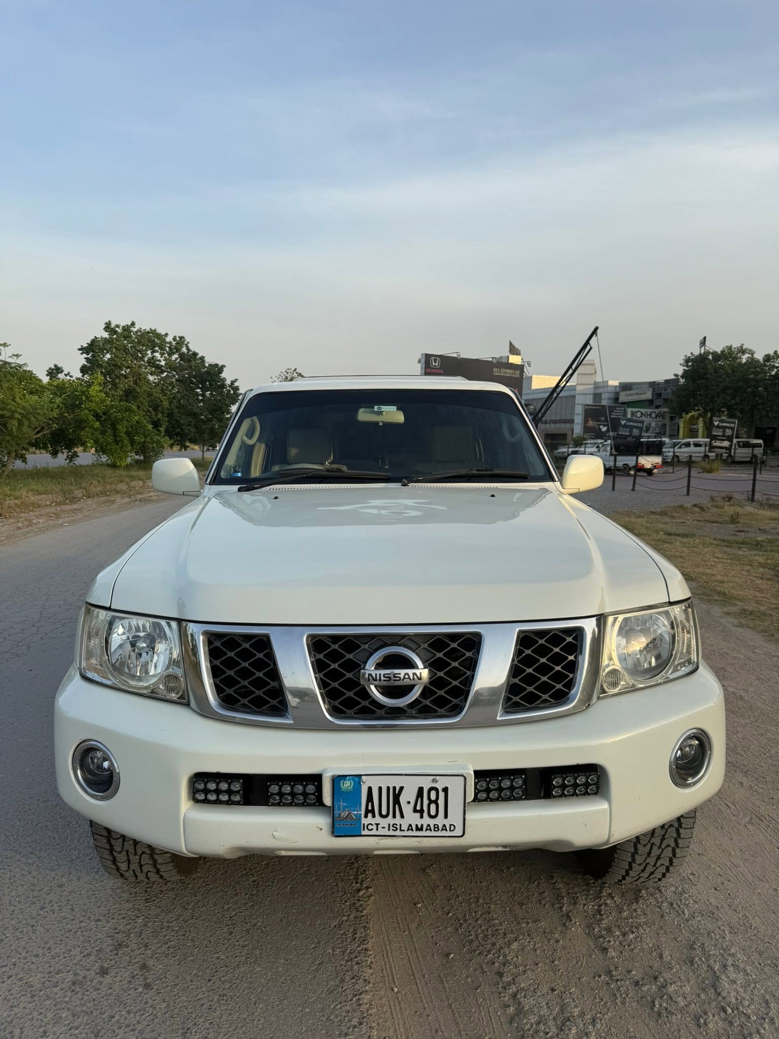 imported used 2005 Nissan Patrol