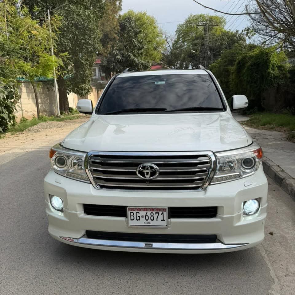 imported used 2012 Toyota Land Cruiser