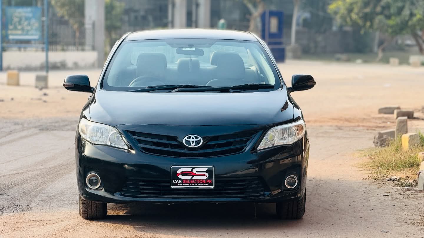 Used 2012 Toyota altis