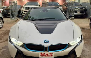imported used 2018 BMW i8